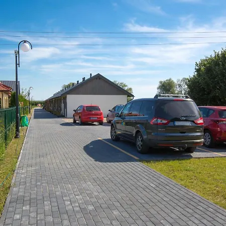בית נופש Cozy, Wooden Homes With Terraces קריניצה מורסקה