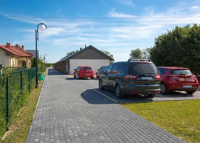 בית נופש Cozy, Wooden Homes With Terraces קריניצה מורסקה